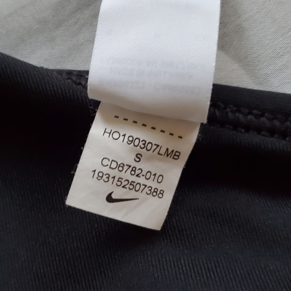 Nike Dri Fit Sports Bra - Picture 5 of 6